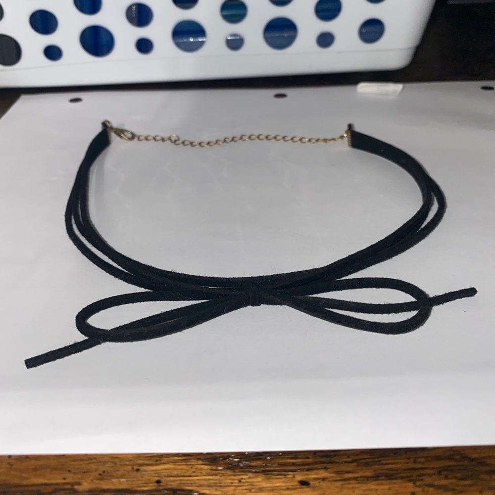 Ribbon Choker - Picture 2 of 2